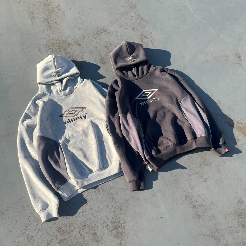 9090 × umbro Collaboration Logo Hoodie – YZ