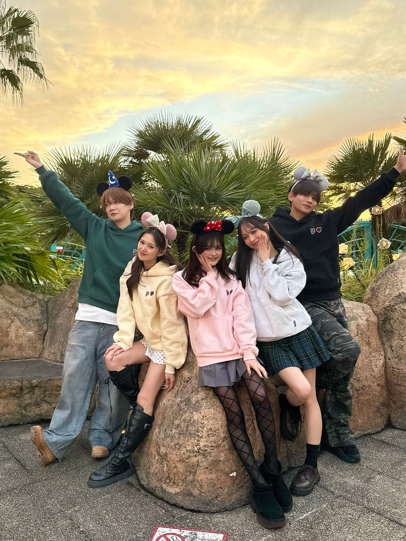 heart patch logo hoodie