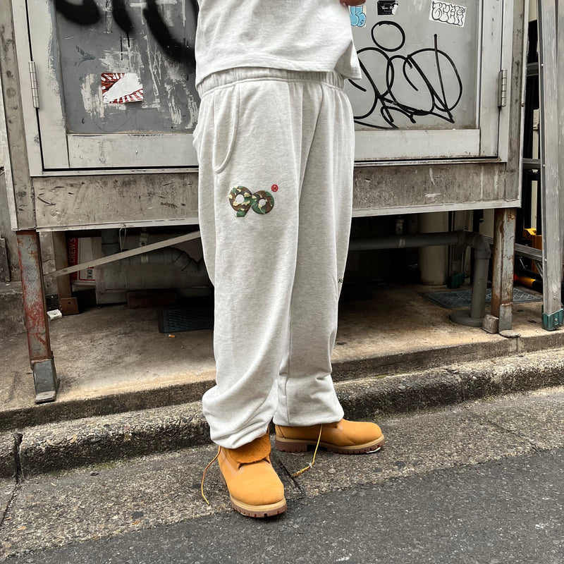 90 LOGO CAMO Sweat Pants