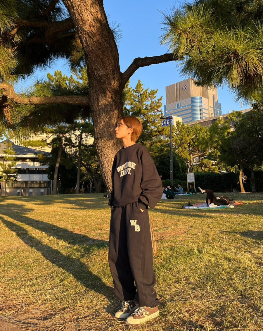 COLLEGE LOGO SWEAT – YZ