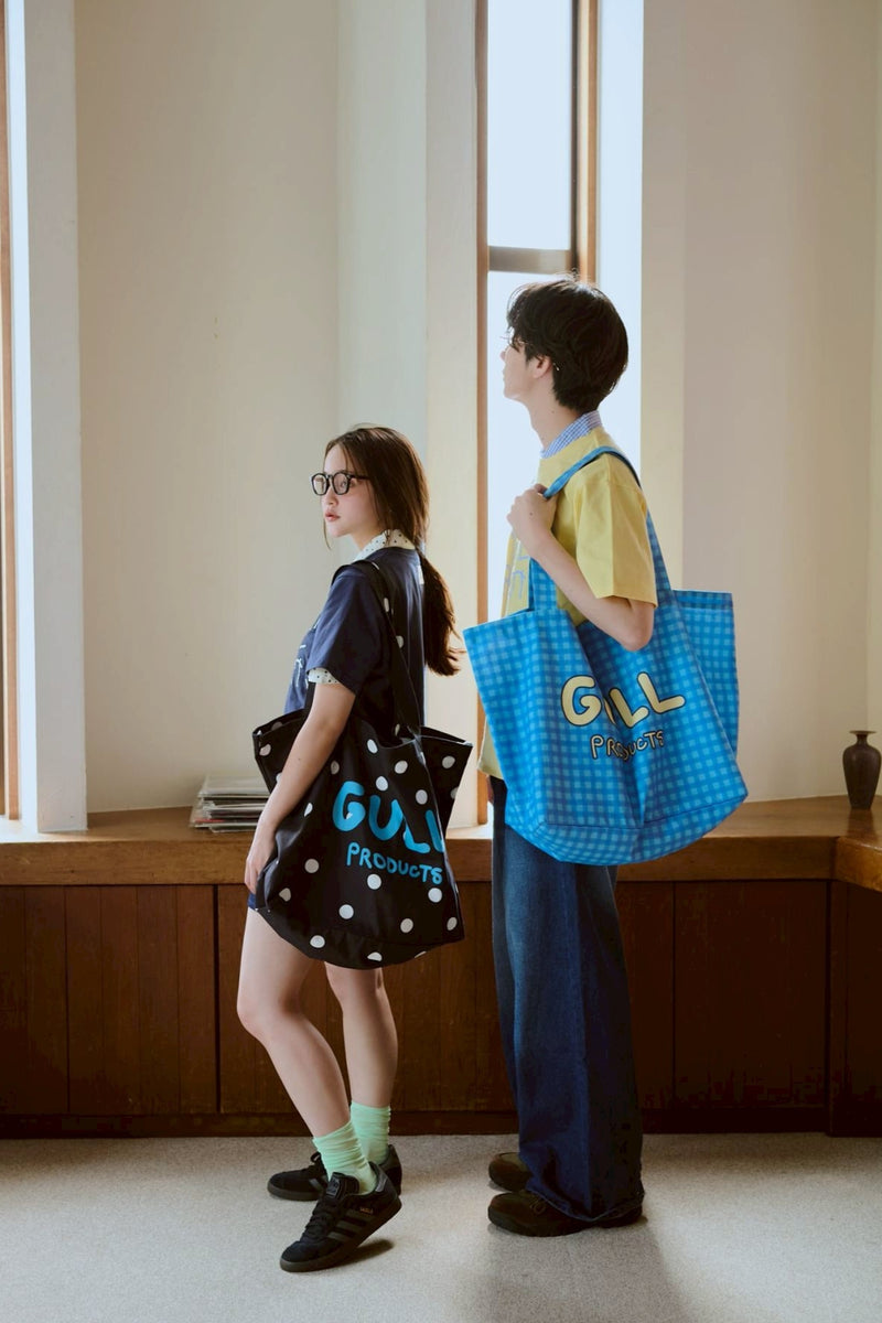 新境地の麦わら帽子とひきこもりバック