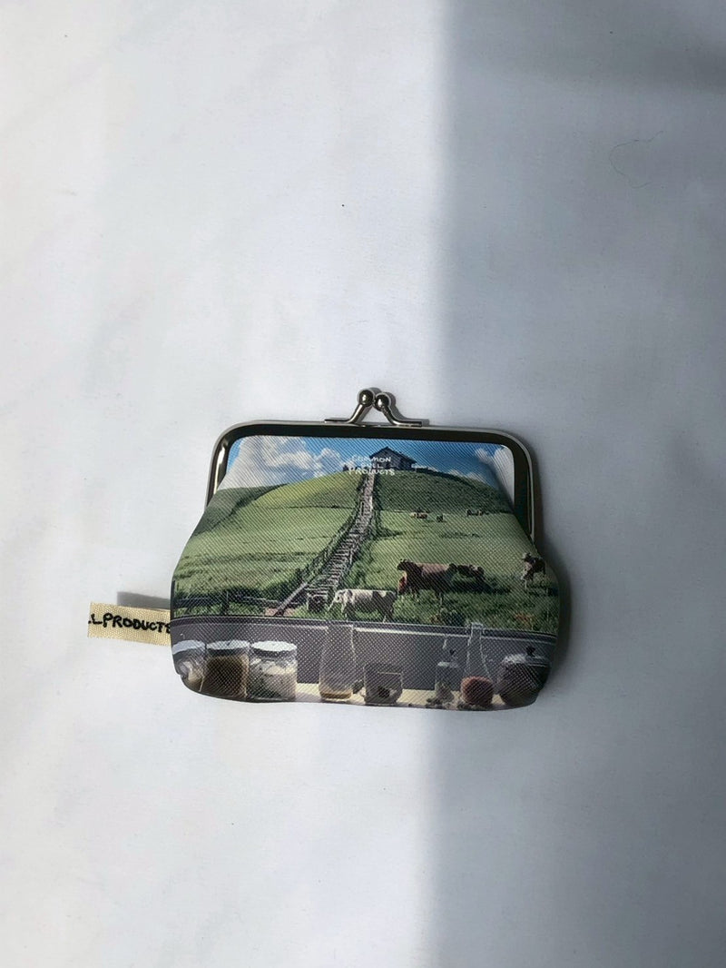 曖昧な記憶の窓辺にがま口