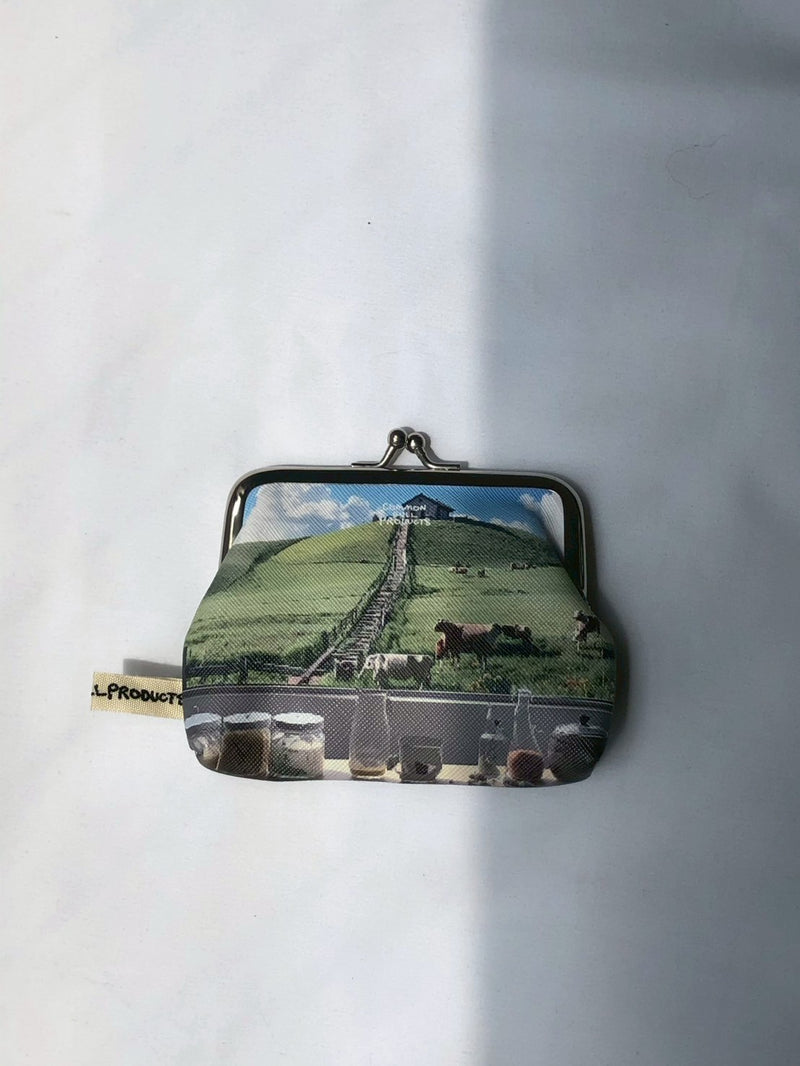 曖昧な記憶の窓辺にがま口