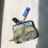 曖昧な記憶の窓辺にがま口