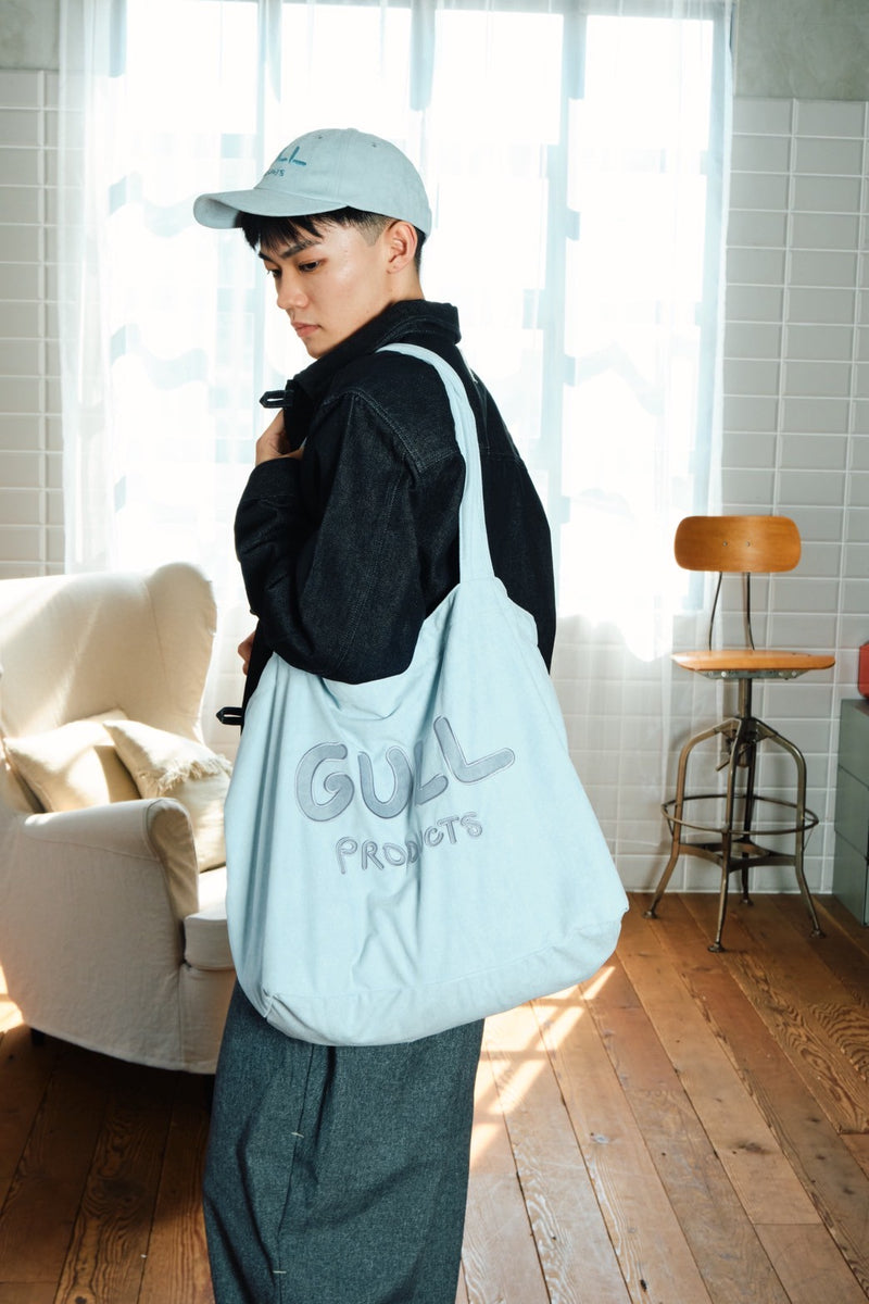 スウェードのひきこもりbag