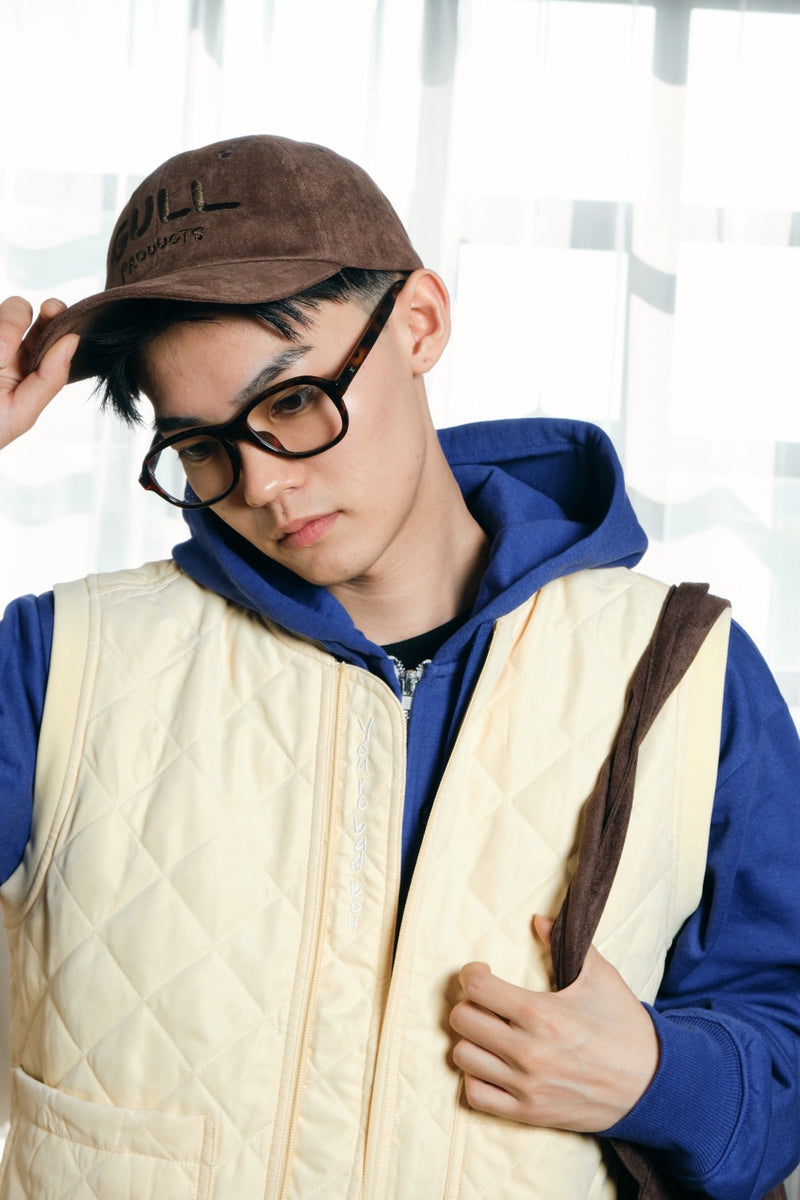 スウェードのひきこもりcap