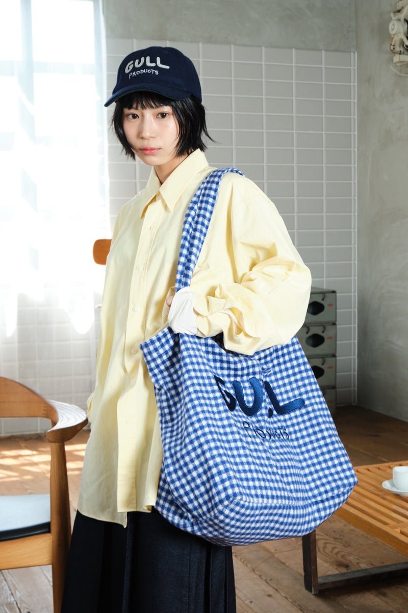 毛足の長いギンガムチェックのひきこもりbag