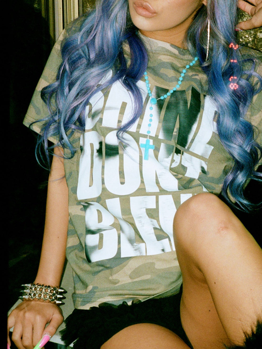 GW値下げ！ 音良！ Plusd 手書きロゴ！Jersey Girl Ninety Girl Gothic Big Graphic Tee – YZ