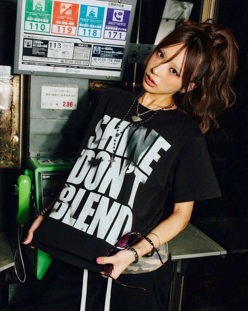 Ninety Girl Gothic Big Graphic Tee – YZ