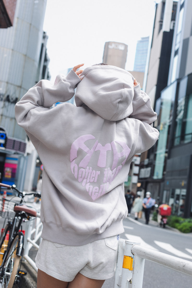 Heart logo hoodie – YZ