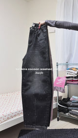 閃閃發亮的繭形水洗牛仔布 