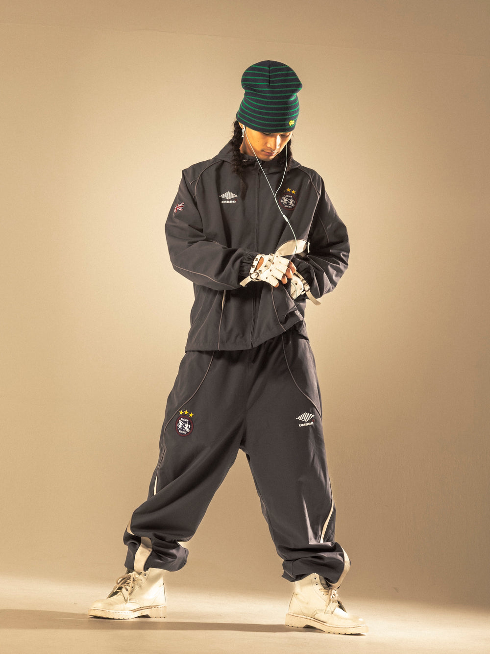 9090 × UMBRO Water-Reactive Nylon Pants – YZ
