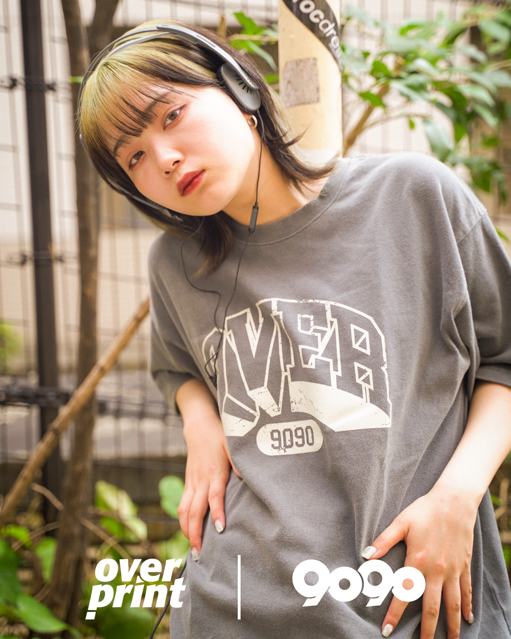 9090 × over print Pigment Tee – YZ