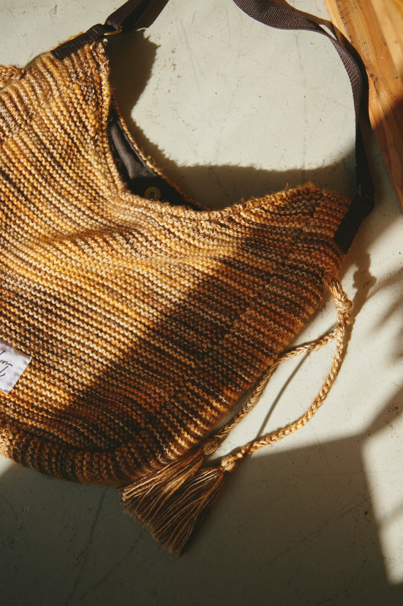 fringe knit shoulder bag