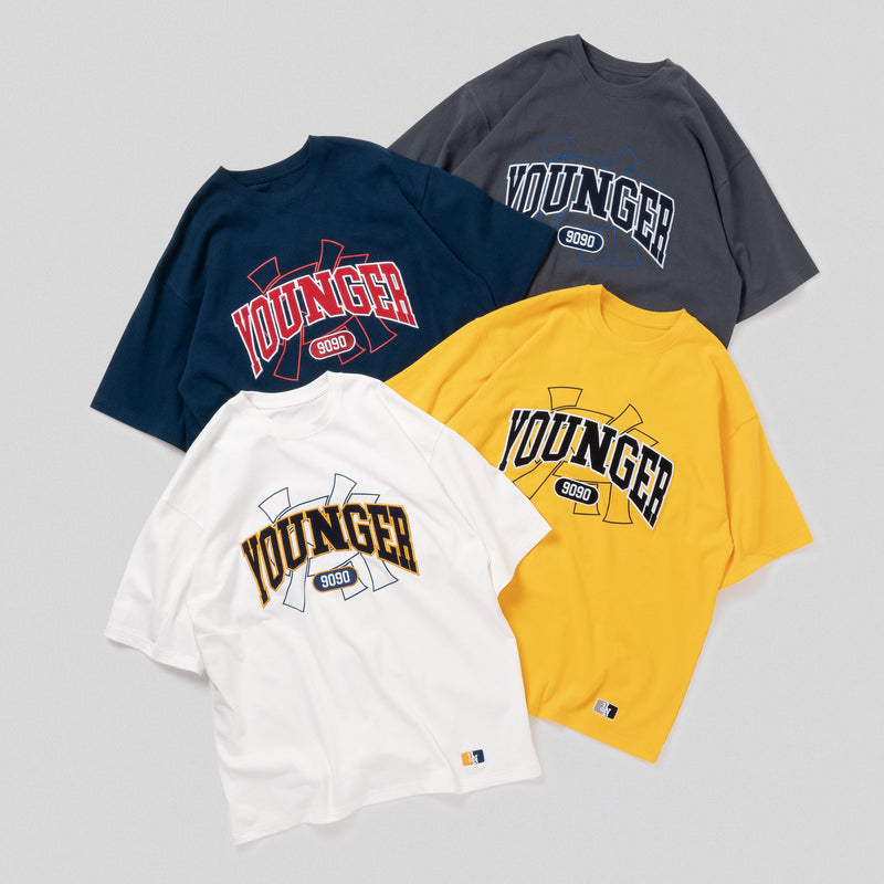 9090×younger song College Tee – YZ