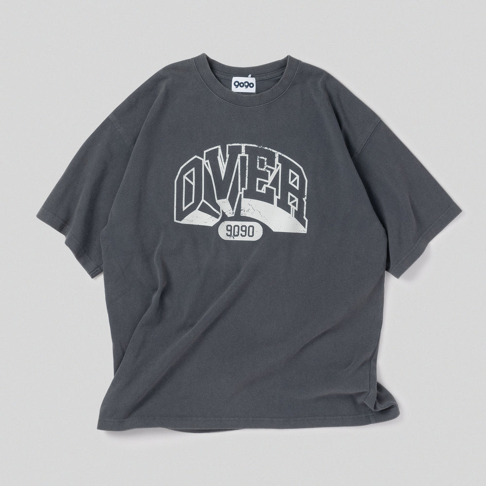 9090 × over print Pigment Tee – YZ