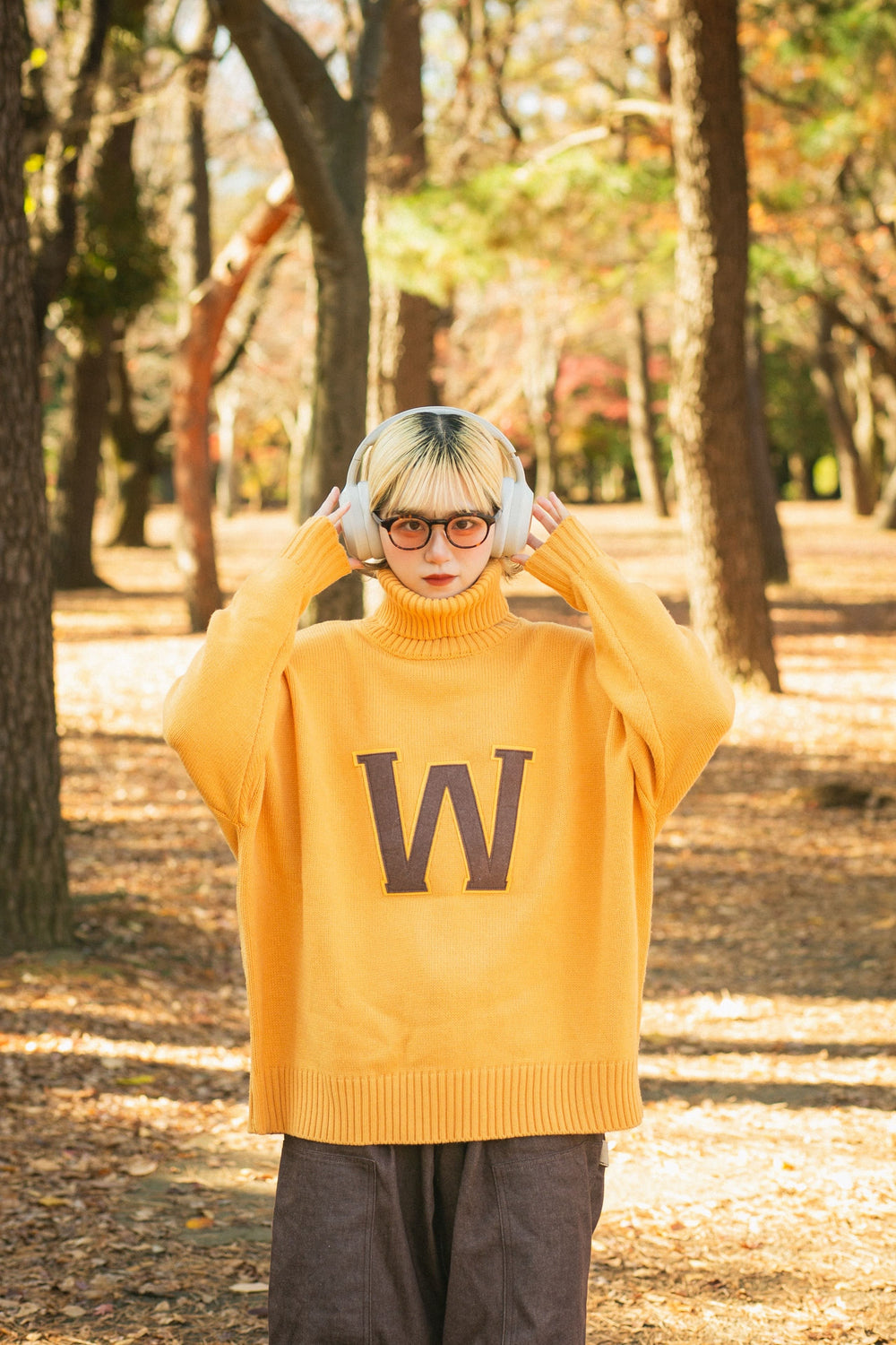 Wロゴタートルネック – YZ