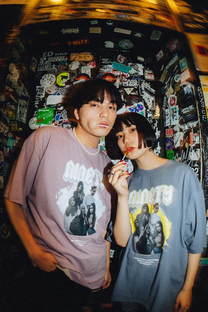 9090 Grils Band Tee – YZ