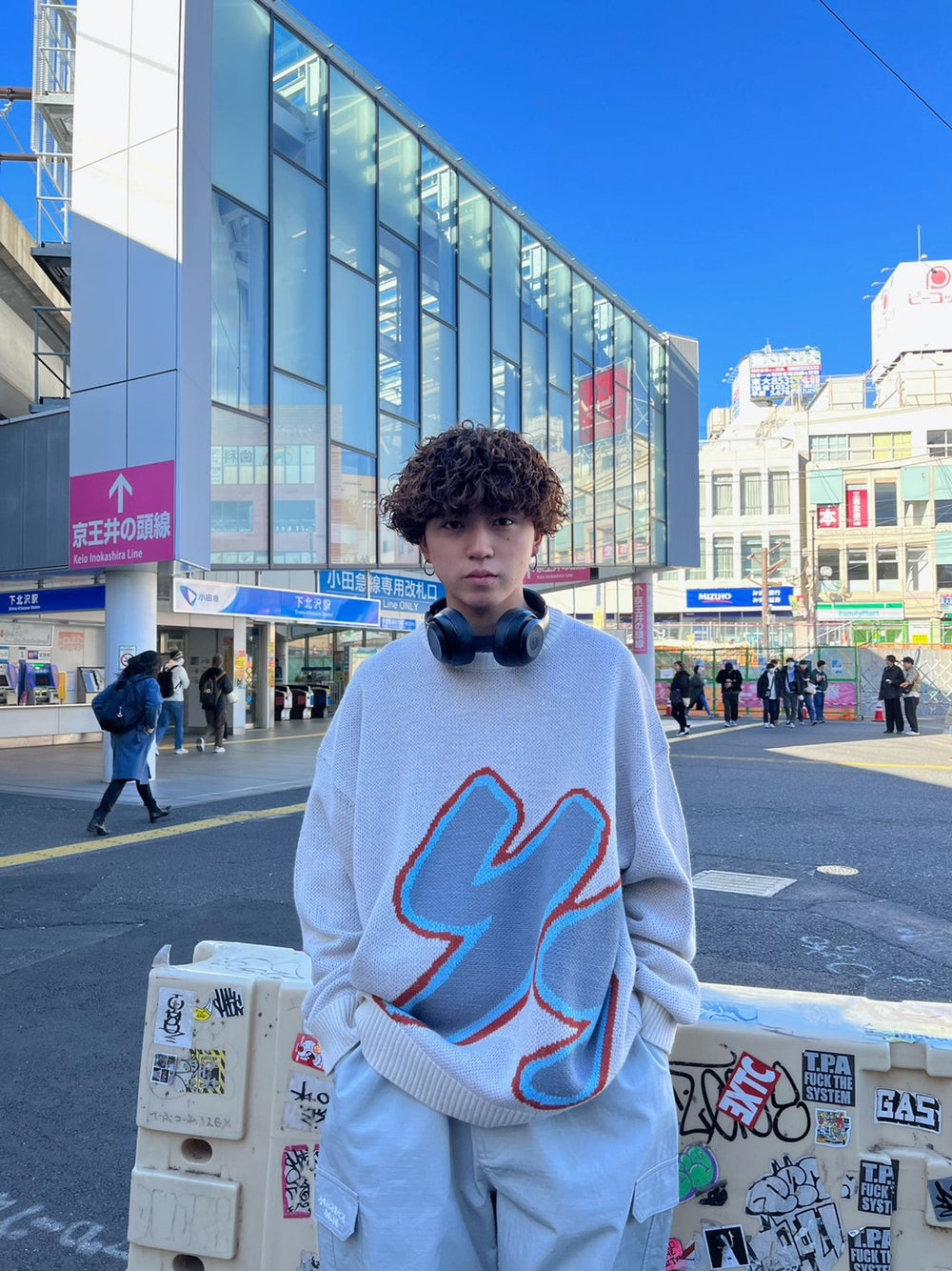 YS Big logo knit – YZ