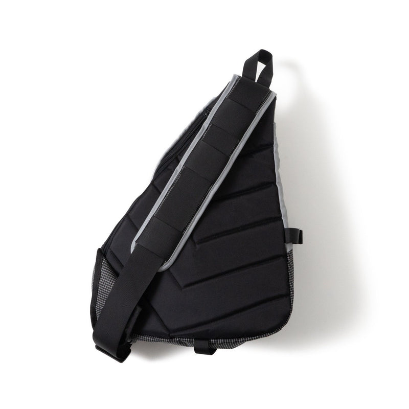 BLESS Ü Tech body bag16500で即決したいです - リュック/バックパック