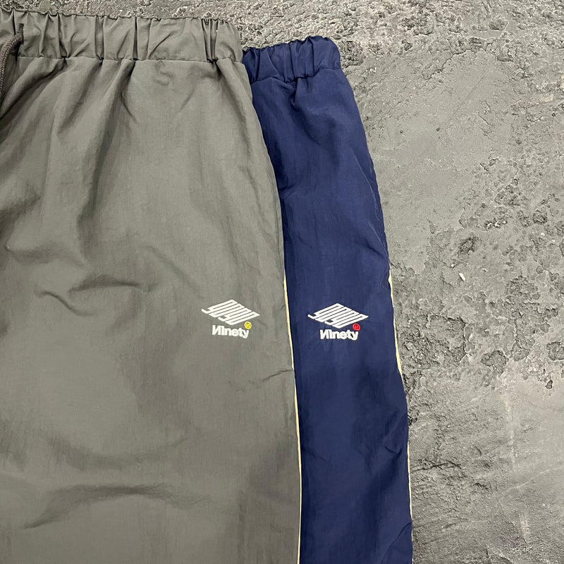 即完売】9090s Tech Nylon Track Pants Mサイズ 即完売】9090s Tech Nylon Track Pants Mサイズ