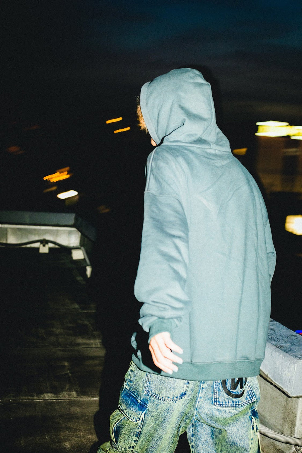 badmood × 9090 Moth Hoodie XLサイズ badmood × 9090 Moth Hoodie – YZ