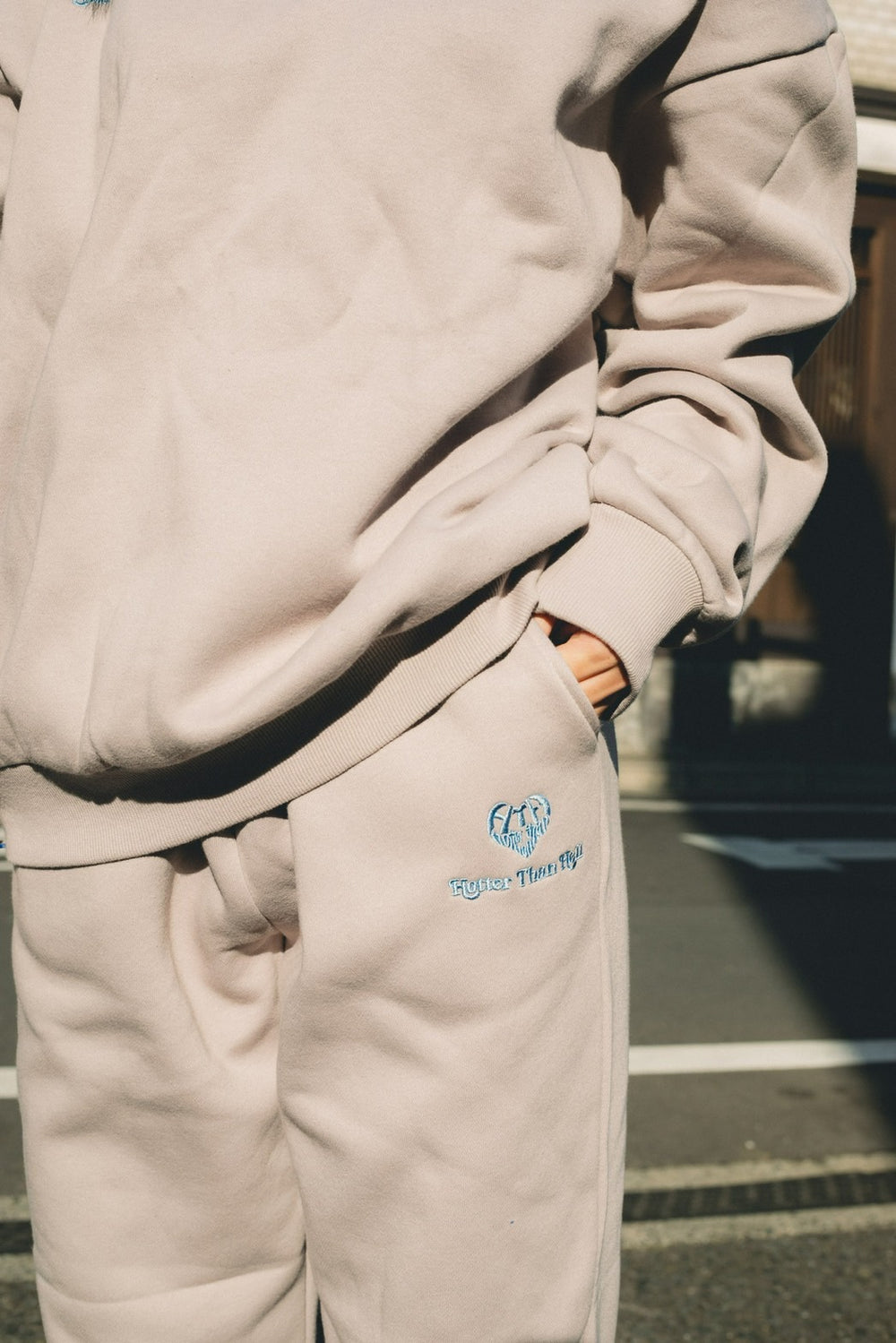 HTH LOGO CREW SWEAT – YZ