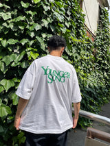 UNIVERSAL SS TEE WHITE [AZR-YNG -0002-01]