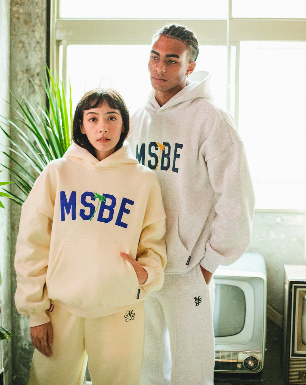 MSBE college satin logo hoodie – YZ