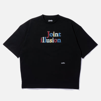 Joint illusion Tee